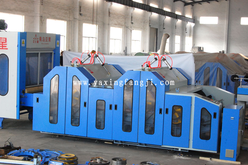 新型高速高产人造毛皮梳理机高清图