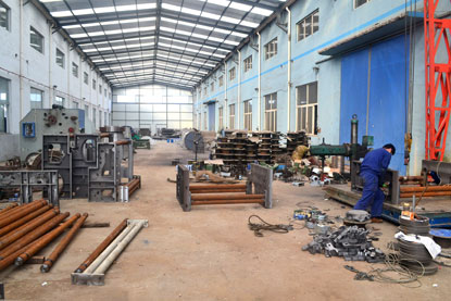 梳棉机生产车间